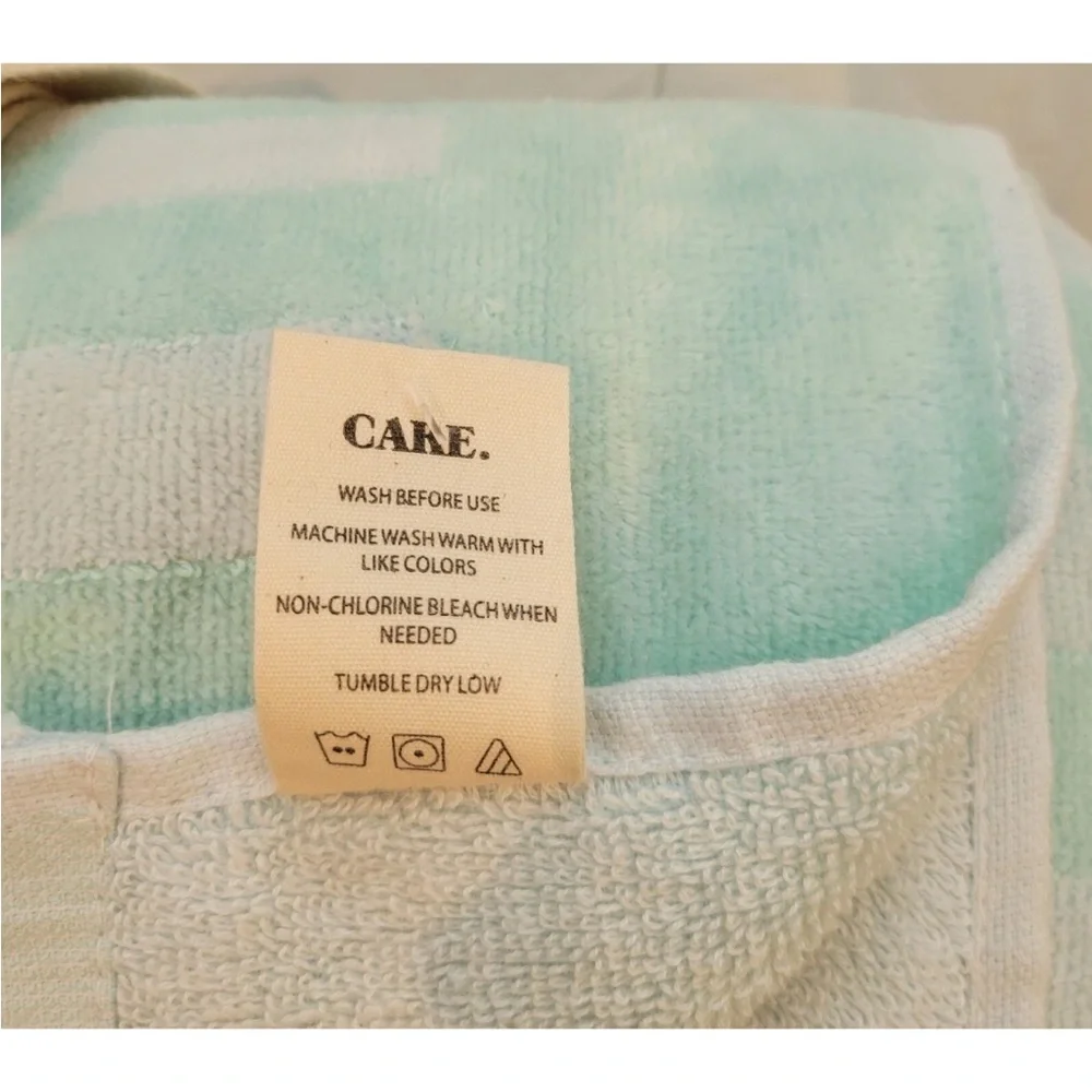Business & Pleasure Beach Blanket Towel 68” x 68” Mint Green Checkered